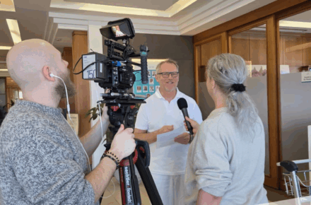 Internationale Dreharbeiten im OptimaMed Bad Wimsbach